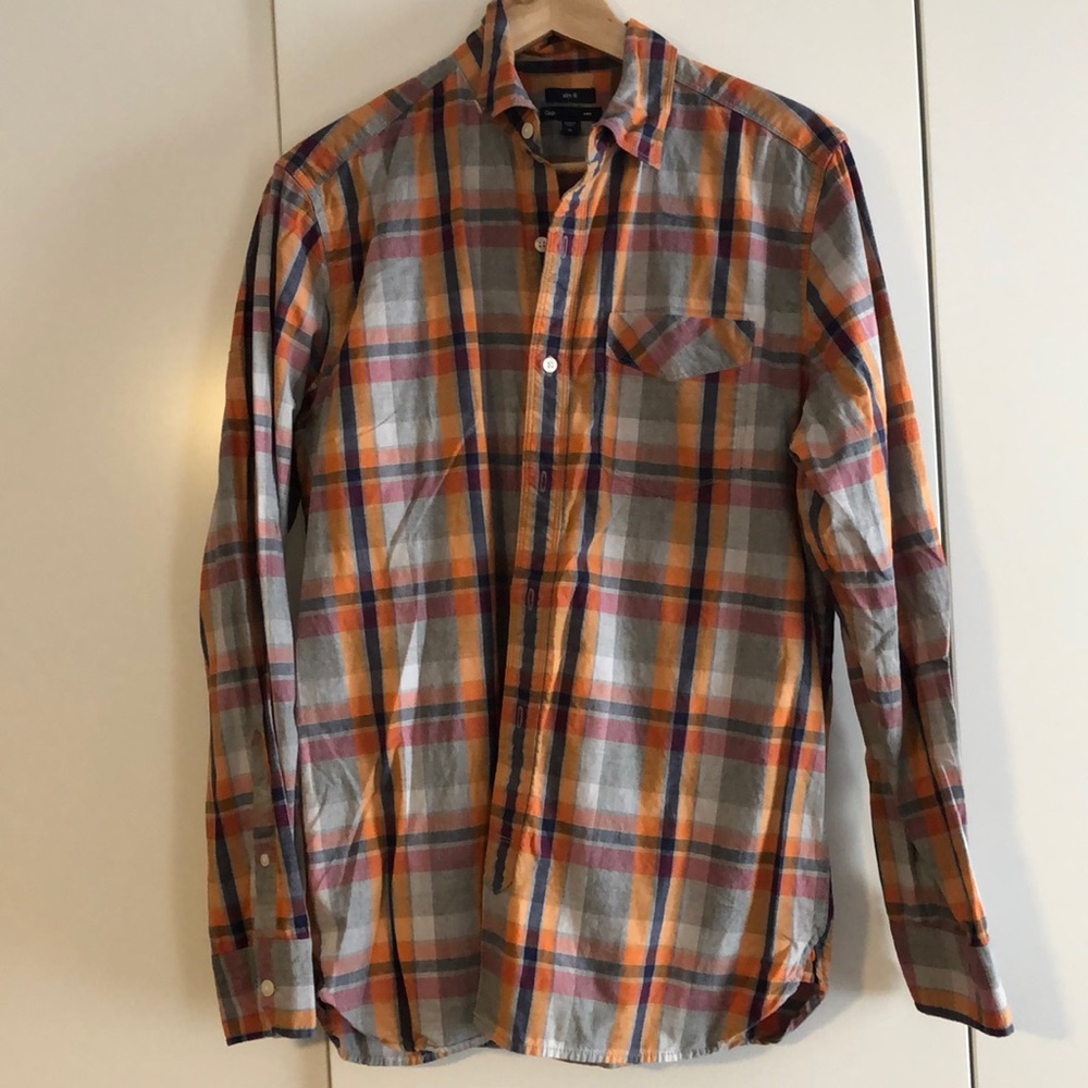 Gap Medium Button Down Shirt - image 1